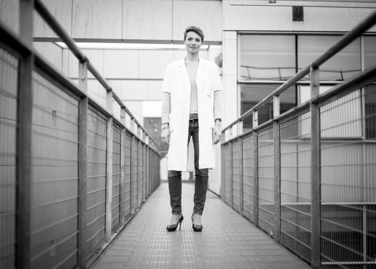 coporate-portrait-médical-gynéchologuechloé-mazoyer